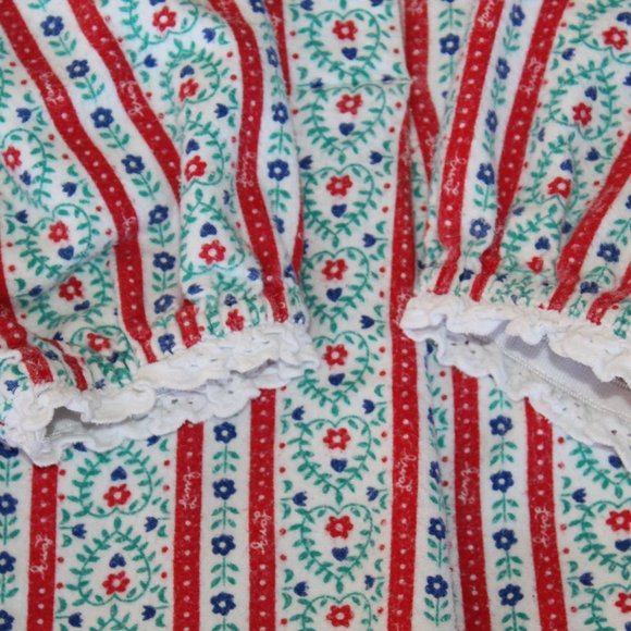 Lanz of Salzburg Red Tyrolean Hearts Flowers Flannel Nightgown Women's Small - Picture 8 of 9
